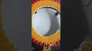 Miniature : venez découvrir un nouveau tuto snood au tricotin automatique