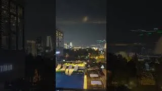 Miniature : At dusk #rooftop #phnompenh #skyline #placetobe #chillout