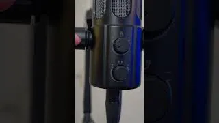 Miniature : FIFINE Tank 6 : Du métal et du lourd 🎤🔥 #shorts