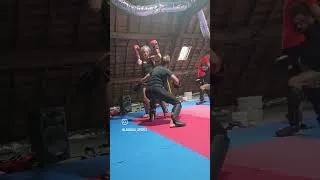 Miniature : Chez OXIGÊNIO, nous avançons avec respect, discipline, persévérance et loyauté. 💙💚🥊