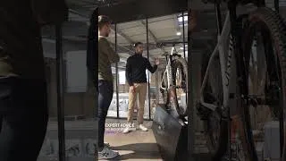 Miniature : The End of Customer Standards / Capsule 03