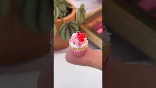 Miniature : Mini raspberry cupcakes tutorial 🌷