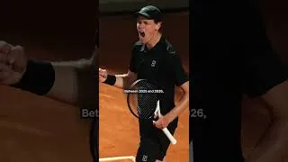Miniature : Why Sinner play faster than Nadal? #tennis