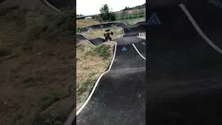 Miniature : Salto arrière Truggy 1/8