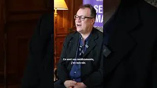 Miniature : J'essaie de piéger Russell T Davies sur l'épisode de Noël #doctorwho #rtd #billiepiper #seriesmania