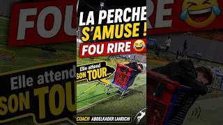 Miniature : Drôle - Elle attend  son tour - Perche - Pole Vault