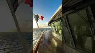 Miniature : Bonne fête Nationale ! Le drapeau Française flotte fièrement à bord du Commandant Charcot #ponant