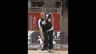 Miniature : magnifique Carreau !!! ce joueur c'est vraiment incroyable
