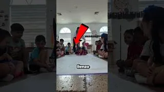 Miniature : La Maestra Convirtió Un Simple Lienzo En Un Recuerdo Para Toda La Vida 🤯