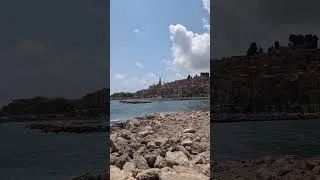 Miniature : Menton la plage et le port