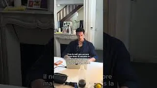 Miniature : Dur dur d'être créateur de contenu... #shorts #officelife #musiclabel #contentcreator