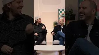 Miniature : Il atterrit en parachute dans…un salon