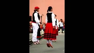 Miniature : basque