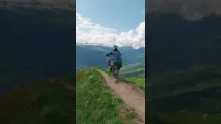 Miniature : Fort de la platte, BOURG ST MAURICE.😍#shorts #freeride #mtb #lesarcs #canyontorque #canyon