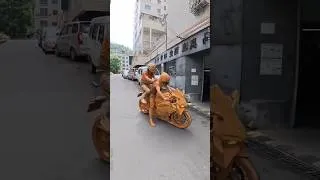 Miniature : #motorcycle  #viral #construction #construccion #architecture #vidéovirale