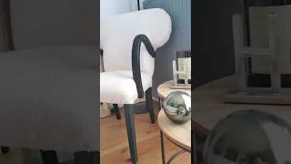 Miniature : 🇩🇪 Ep.2 Wie aus einem alten Stuhl, ein Bouclé Designer Stuhl wurde.  #bouclechair #bouclefabric