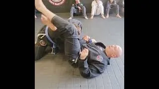 Miniature : Raça Jiu-jitsu / semaine #39 / S25-26 / mercredi / travail en garde ouverte + attaque #bjj #jiujitsu