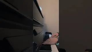Miniature : One piece au piano