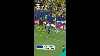Miniature : PAS POSSIBLE! Eloy Room est la grande vedette du match pour Curaçao! 🤯