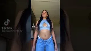 Miniature : waouh. tres sexy dance. n'oublier pas d'abonner à la chaine !