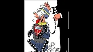 Miniature : Il n'assume pas SES ACTES ODIEUX alors il préfère se cacher derrière son masque a gaz !