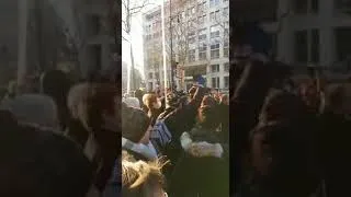 Miniature : France Soir : Manifestation devant le ministère de la maladie le 09/01/21