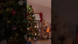 Miniature : Le salon fait peau neuve avec un peu de magie de Noël.  #home #sapin #deco #noel