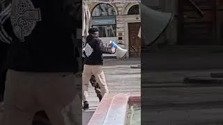 Miniature : Montpellier : un antifa veut agresser un patriote...