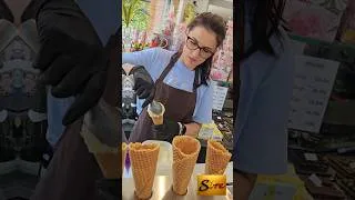 Miniature : Les glaces artisanales sont là pour vous rafraîchir..#patisseriesirre #glace #cornetdeglace #soleil