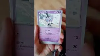 Miniature : MA PETITE SŒUR OUVRE UN BOOSTER EV2... #shortvideo #fypシ #pokemon #reaction #foryou #shorts #short