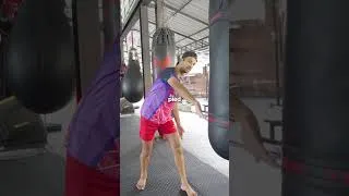 Miniature : low kick des ténèbres 😈😈
