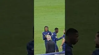 Miniature : Quand Olise pense qu'on lui remet le brassard de capitaine 😭 #olise #edf #football