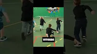 Miniature : 👣 Premiers pas... premiers dribbles ! Bienvenue dans l’univers du Bébé Futsal!