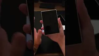 Miniature : NON le Z Fold 8 n'est pas TROP LARGE 😂 #ZFold8 #iPhoneFold #Samsung