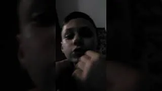 Miniature : Qui est tu ?