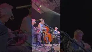 Miniature : Hot out chorus on swing that music!