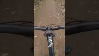 Miniature : Un belle jumpline accessible au Centre Castor - Hulk #mountainbike #bike #jumpline