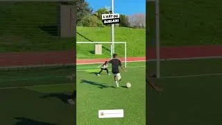 Miniature : 😱😱😱✨ #foot #but #dribbling