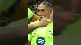 Miniature : INCROYABLE ! L’Inter élimine le Barça dans un match de folie (4-3 après prolongations)