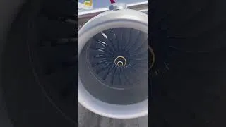 Miniature : Airbus A330__Réacteur 1/2