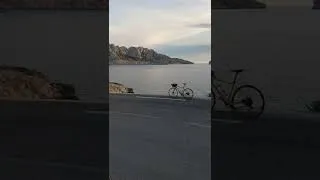 Miniature : Quick #biketour on a Sunday evening. Contemplating the Goudes in Marseille.