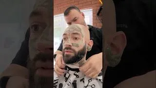Miniature : 💈Went to the barber and THIS Happened 🫨😵 #asmr #barbershop #shave #massage #turkishbarber