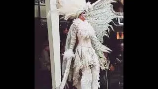 Miniature : 038 - Échassiers les blanches colombes - Shenandoah Artistic Agency - The Essence of Performing Arts