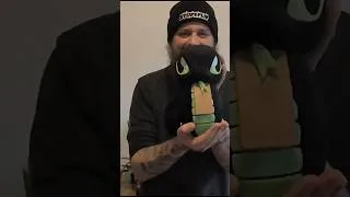 Miniature : Découvrez la douceur incarnée avec la peluche Razer Sneki Snek !  @razer #snekisnek