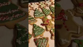 Miniature : l'été est terminé, ce qui signifie que c'est Noël🎄🎅🎍🤶