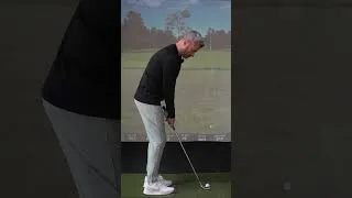 Miniature : Le chipping au golf!  #golf #swingdegolf #golftips #golfswing #golf  #golfer #shorts