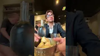 Miniature : On est mieux servi si on est bien habillé ? ￼🤵‍♂️😋