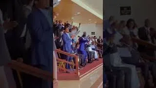 Miniature : SAMUEL ÉTO'O ET LE MINISTRE DU SPORT SE RÉJOUISSENT DU BUT