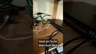 Miniature : J'en ai marre d'avoir un gros switch sur mon bureau !   #homelab #switch