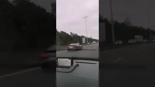 Miniature : 😱IL VOIT UNE FERRARI 812 SUPERFAST ET PÈTE UN CABLE😂